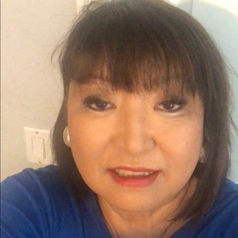 Meet your Posher, Phyllis